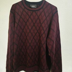 Murano Men's Maroon Diamond Pattern Crewneck Sweater
